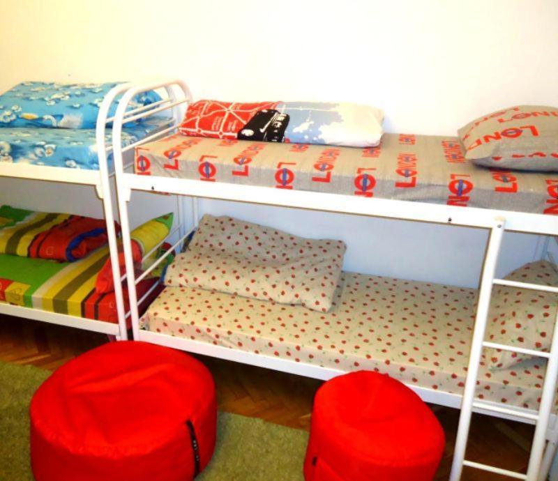 Hostel Kreshatik Kiev Værelse billede